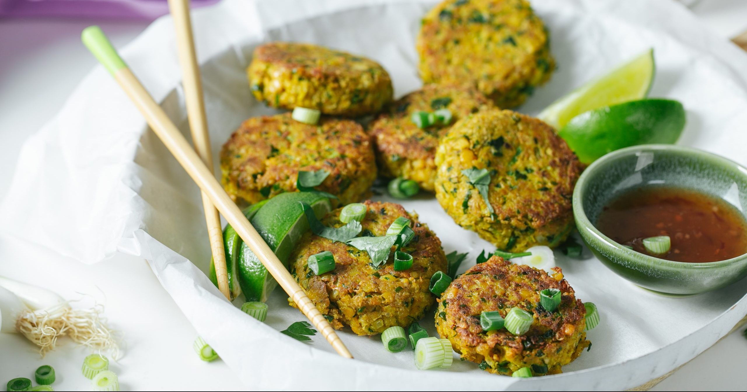 Thaise vegan viskoekjes met rode curry
